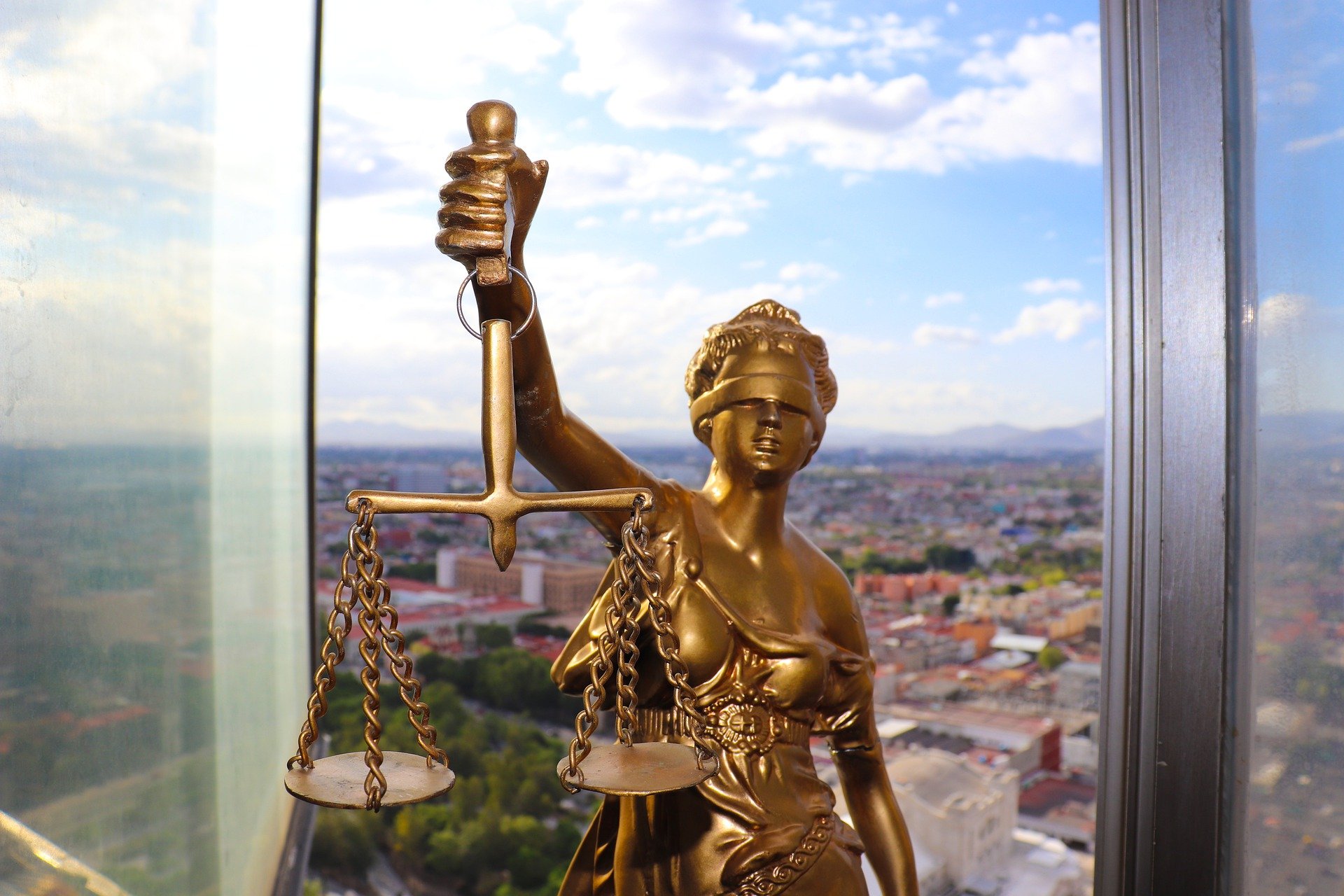 Pourquoi faire appel à un avocat en droit immobilier ?