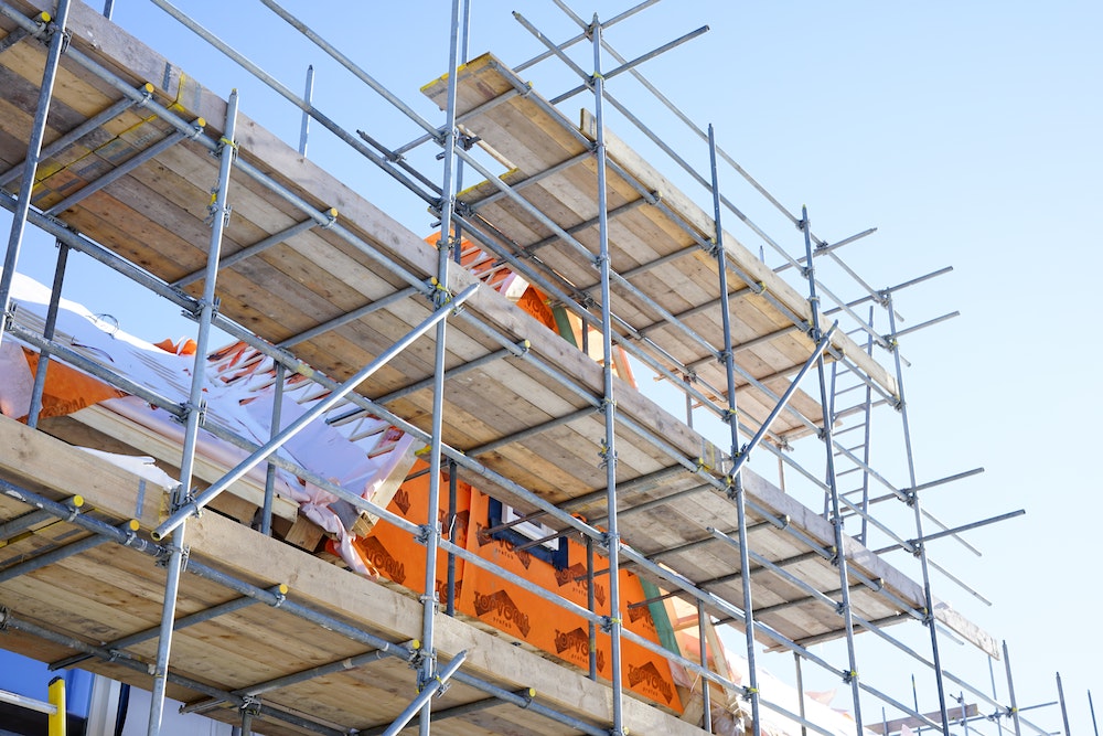 Panneau de chantier : l'importance juridique des informations obligatoires