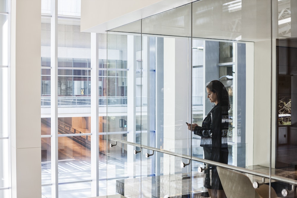 Comprendre l'Entrepreneur Individuel à Responsabilité Limitée (EIRL) : avantages et inconvénients