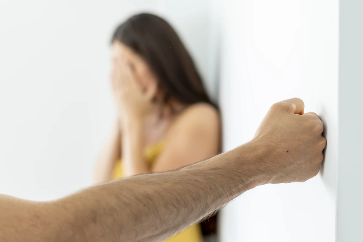 Porter plainte pour abus de confiance : comprendre, agir et se défendre