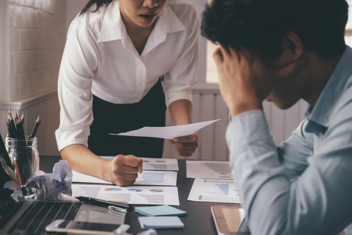 Comment porter plainte contre une curatelle ou une tutelle ?
