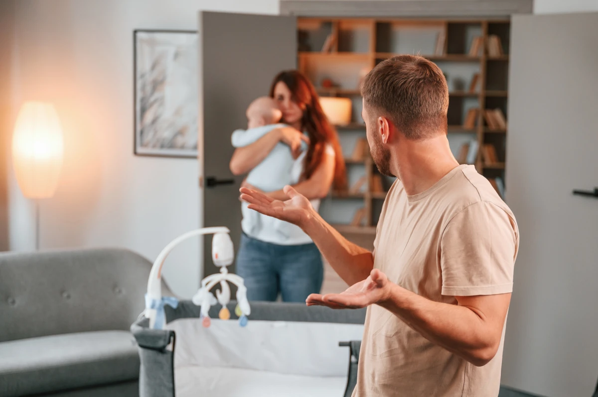 Comprendre les nuances entre conflit et litige : une analyse approfondie
