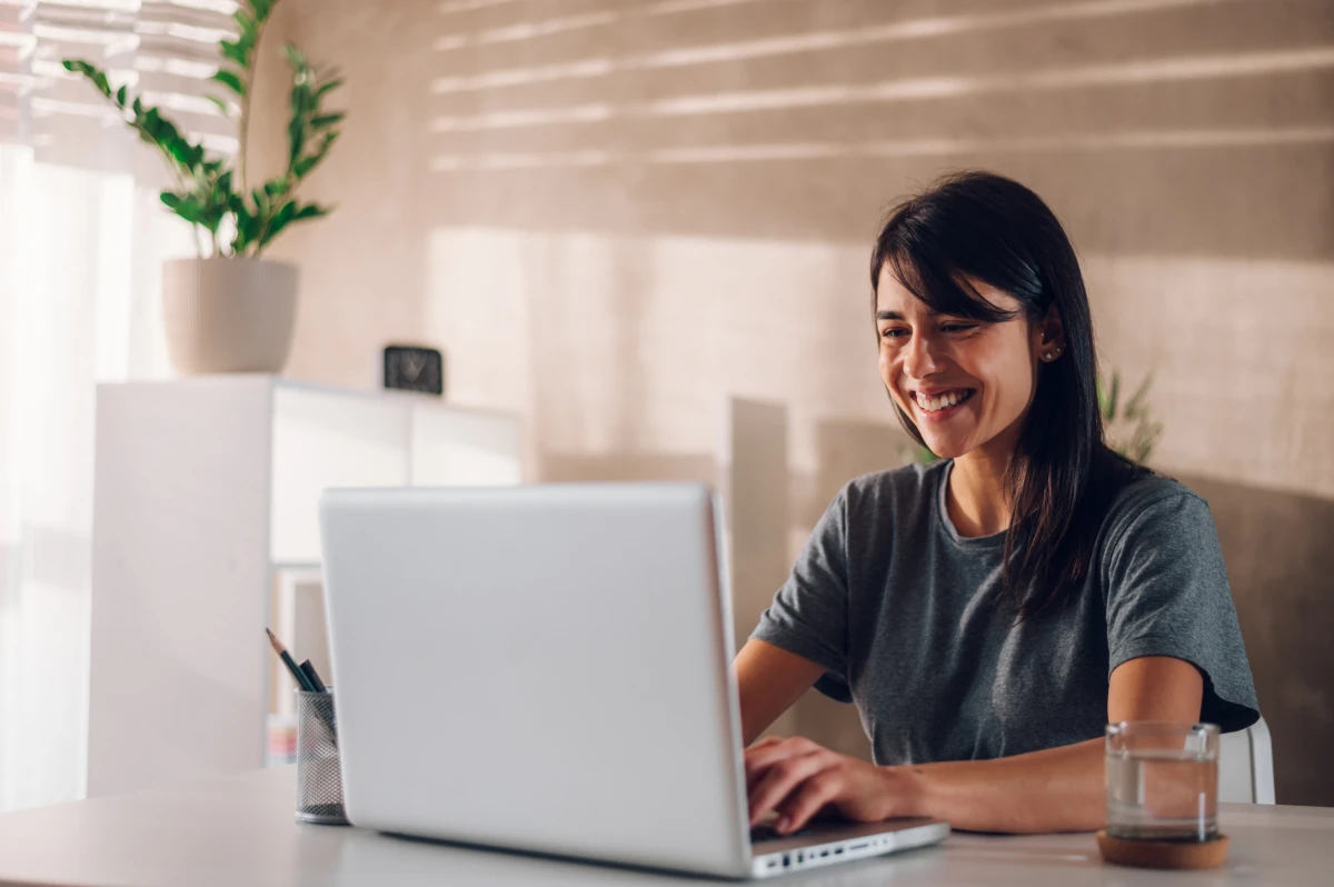 La responsabilité des hébergeurs de contenus en ligne : éclairages juridiques et enjeux