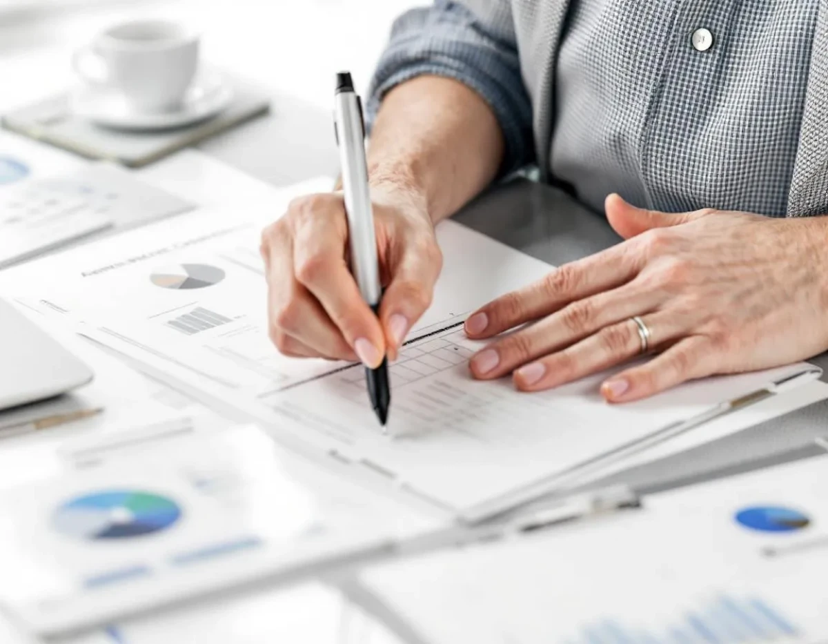 Optimisation fiscale de l'assurance vie lors d'un rachat pour travaux de dépendance